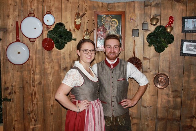 Jungbauernball 2019 - Polonaise und Tanzpaare